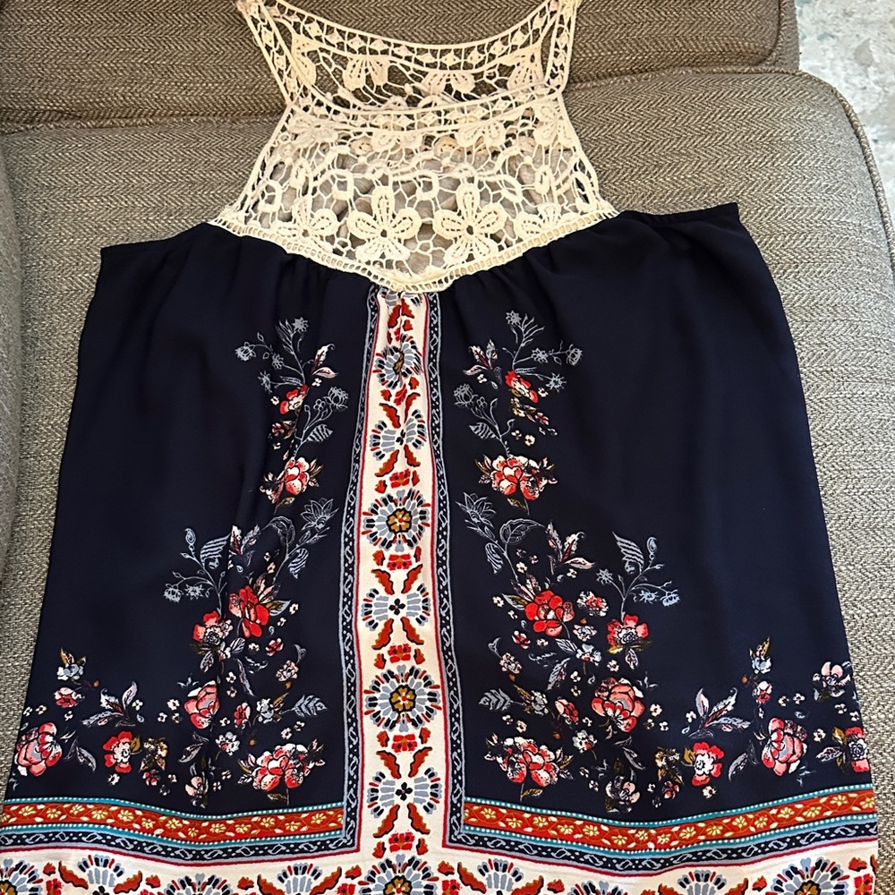 Jolt Navy, Gray, Cream Floral Lace Detail Tank Top, Size Medium